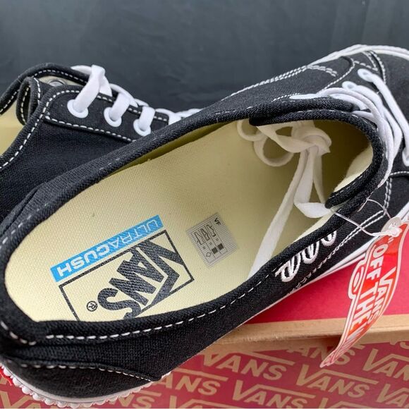 Vans Delridge Deep Tread Black Women's Various Sizes - Picture 3 of 13